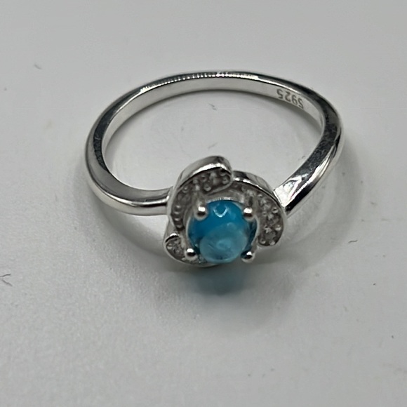NEON BLUE APATITE, CZ, AND STERLING SILVER RING SIZE 6 - Picture 5 of 11